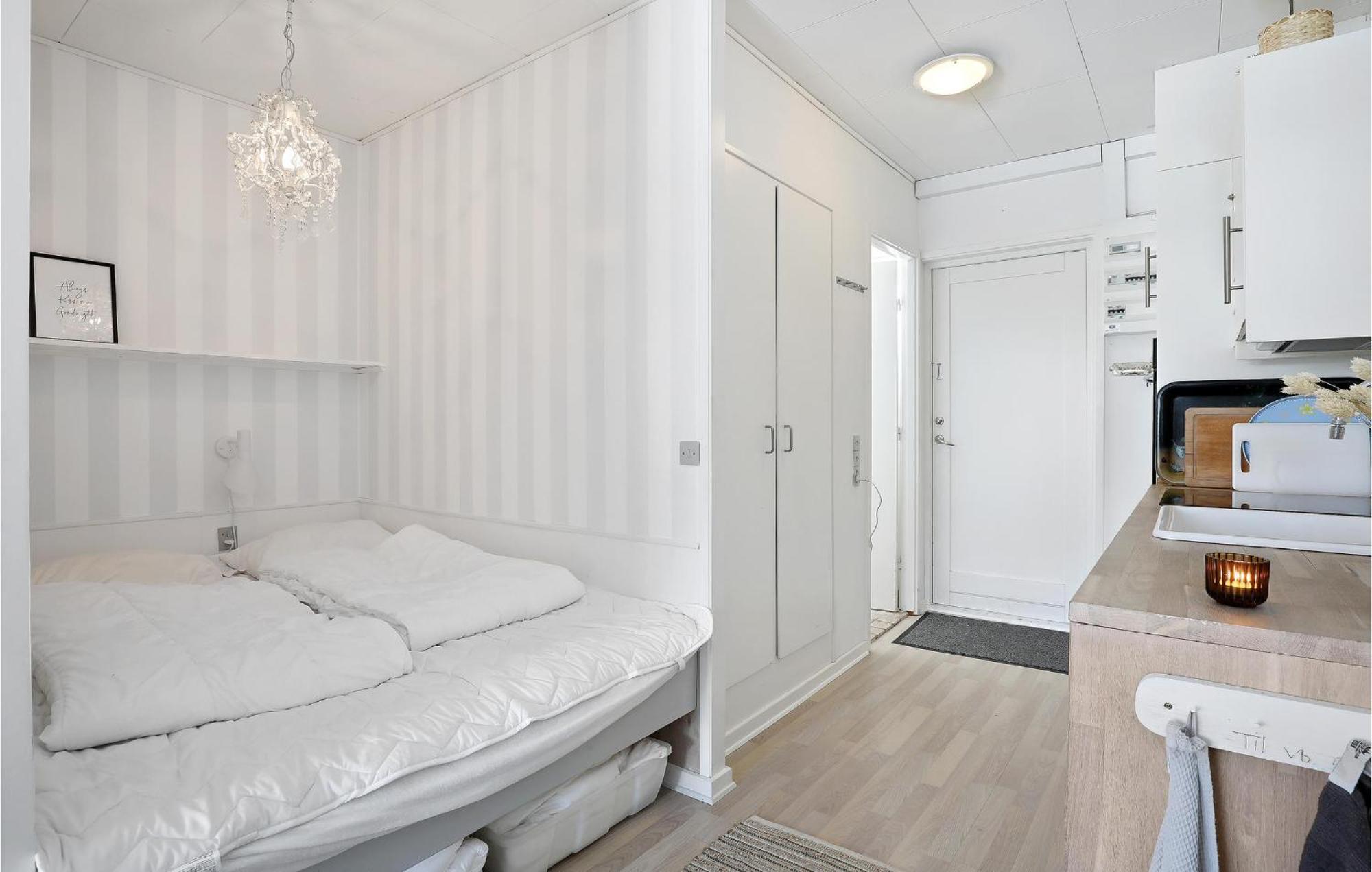 Beautiful Apartment In Neksø Exteriör bild